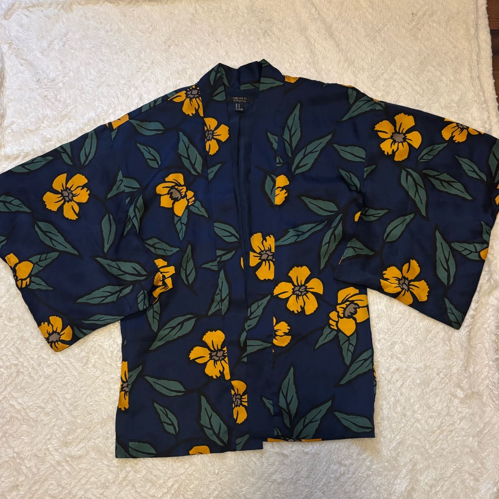 Forever 21 Contemporary Kimono Women’s Sz Medium